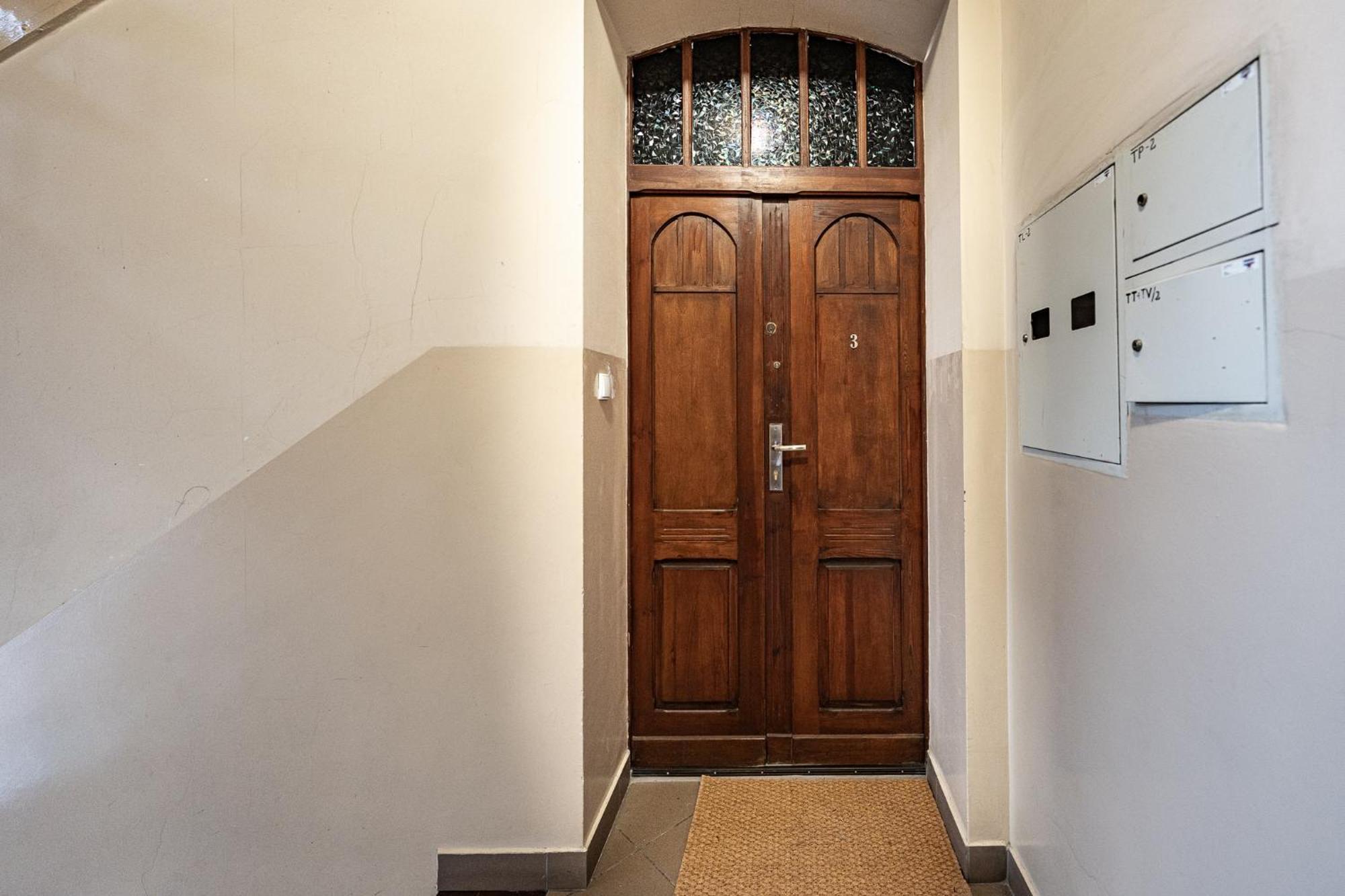 Apartamenty Tespis - Historic House Next To The Cathedral In The City Centre Katowice Exterior photo