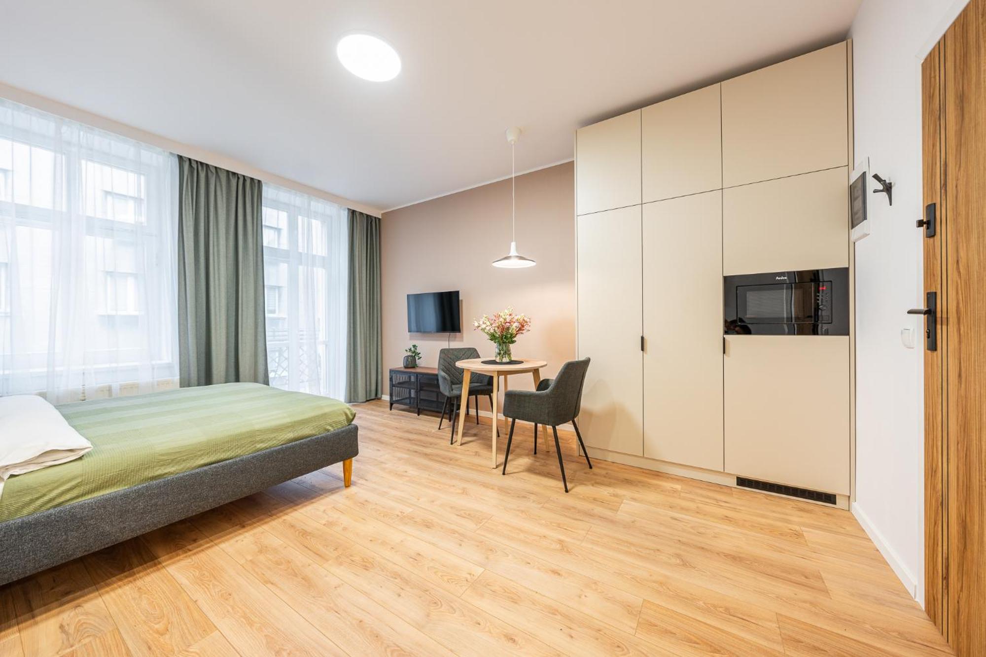 Apartamenty Tespis - Historic House Next To The Cathedral In The City Centre Katowice Exterior photo